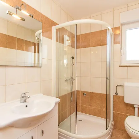Boro - A1 Ground Floor - Mpolo Apartmán