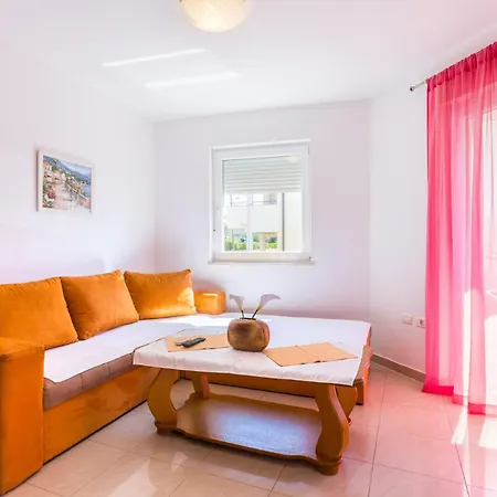 Boro - A1 Ground Floor - Mpolo