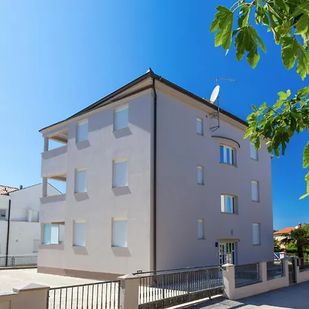 Boro - A1 Ground Floor - Mpolo 公寓 梅杜林