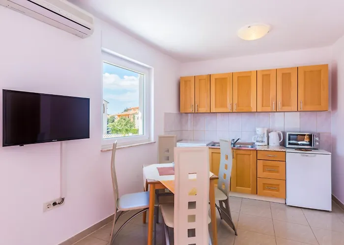 Lejlighed Boro - A1 Ground Floor - Mpolo Medulin